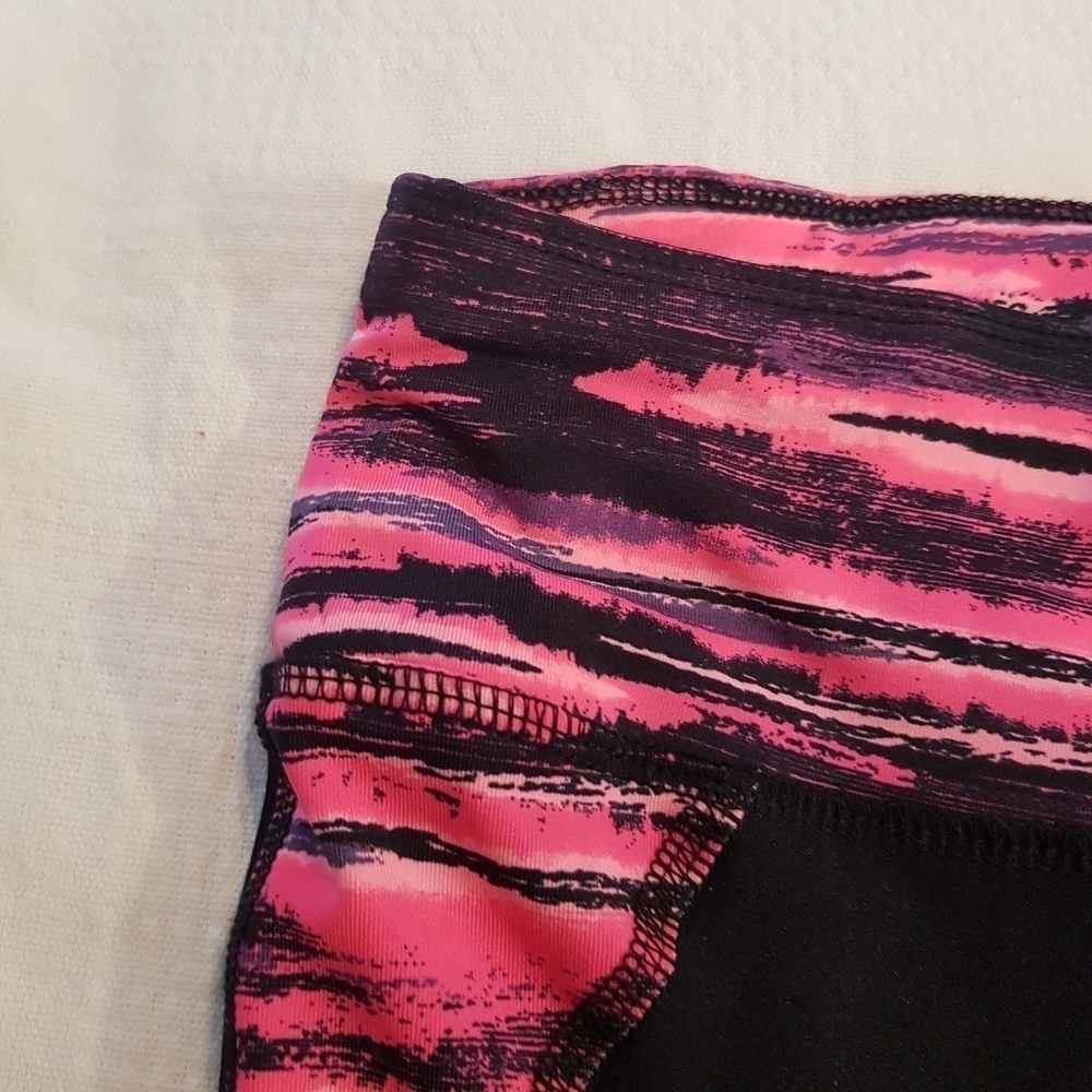 W Sport girls size Large capri leggings black & pink NWT - Picture 2 of 4